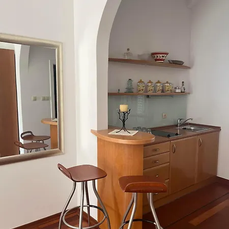 Laura Apartman